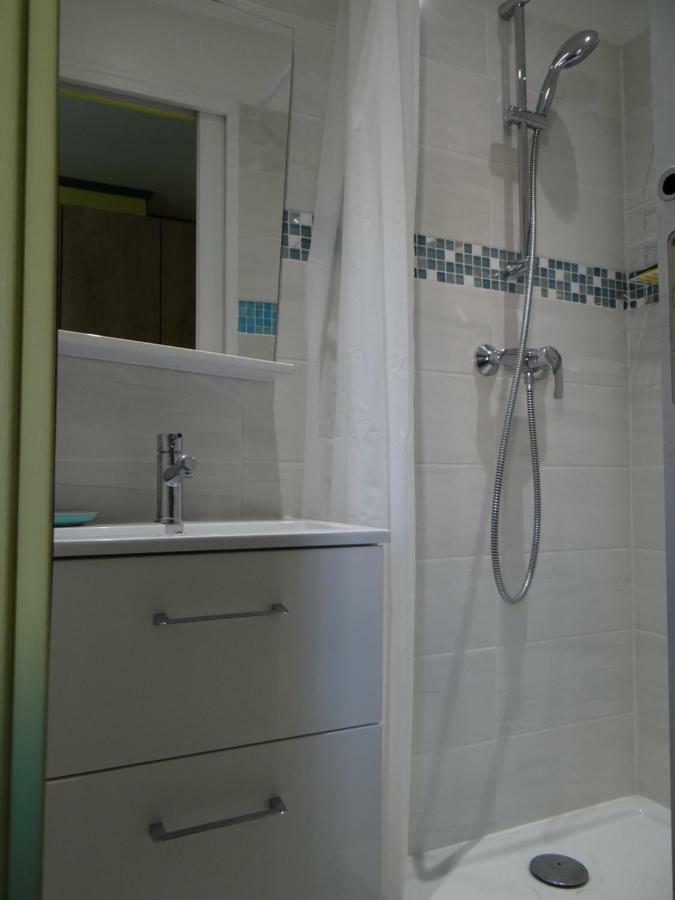 Appartement T2 50m² vue mer Presqu'il de Giens. RC Hyères Extérieur photo