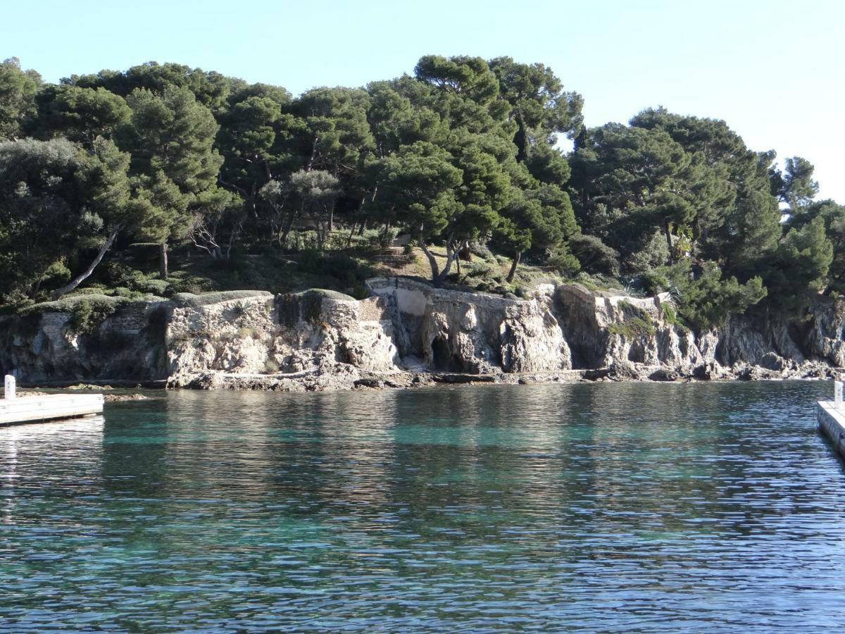 Appartement T2 50m² vue mer Presqu'il de Giens. RC Hyères Extérieur photo